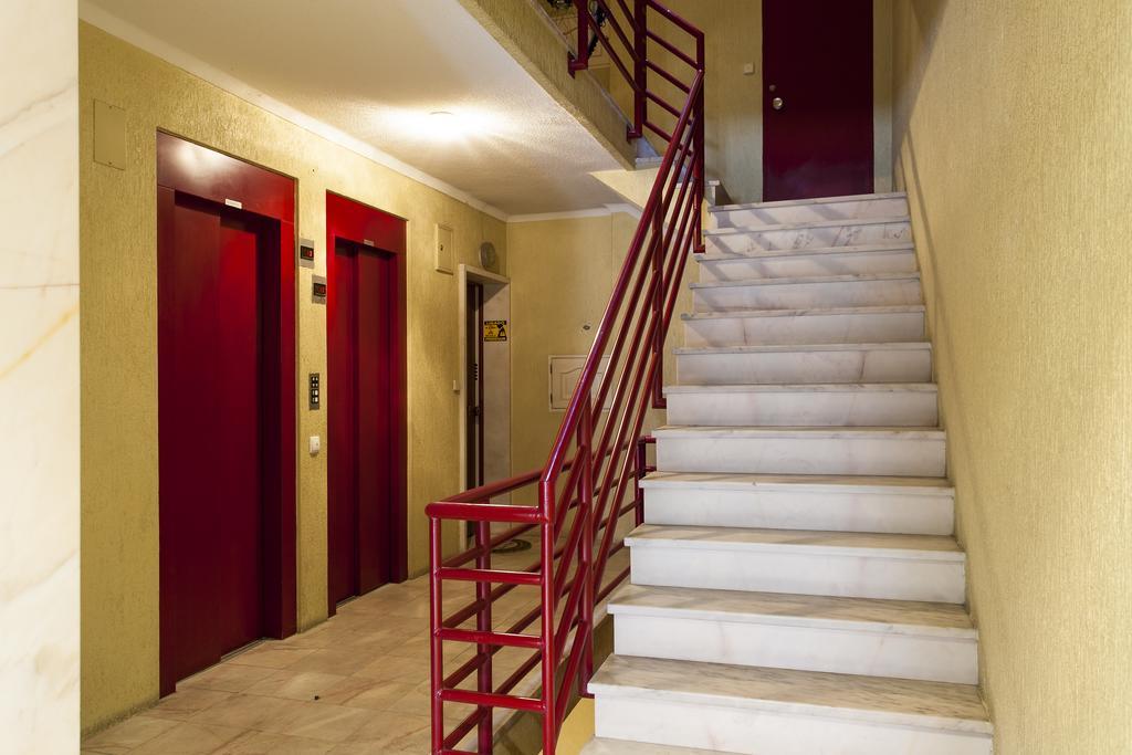 Lejlighed Joivy Superb 1-bed With Workspace And Terrace, Close To Avenida Da Liberdade Lisboa